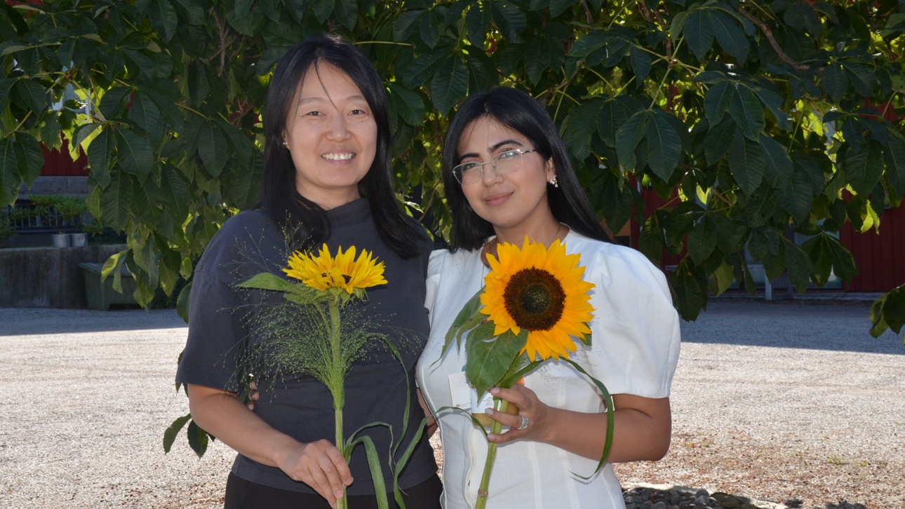 Andrea Tapia tillsammans med sin handledare Emma Zhang